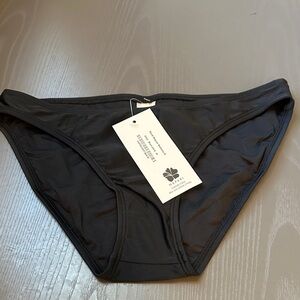 Hapari Black Bikini Bottom, NWT Size Medium